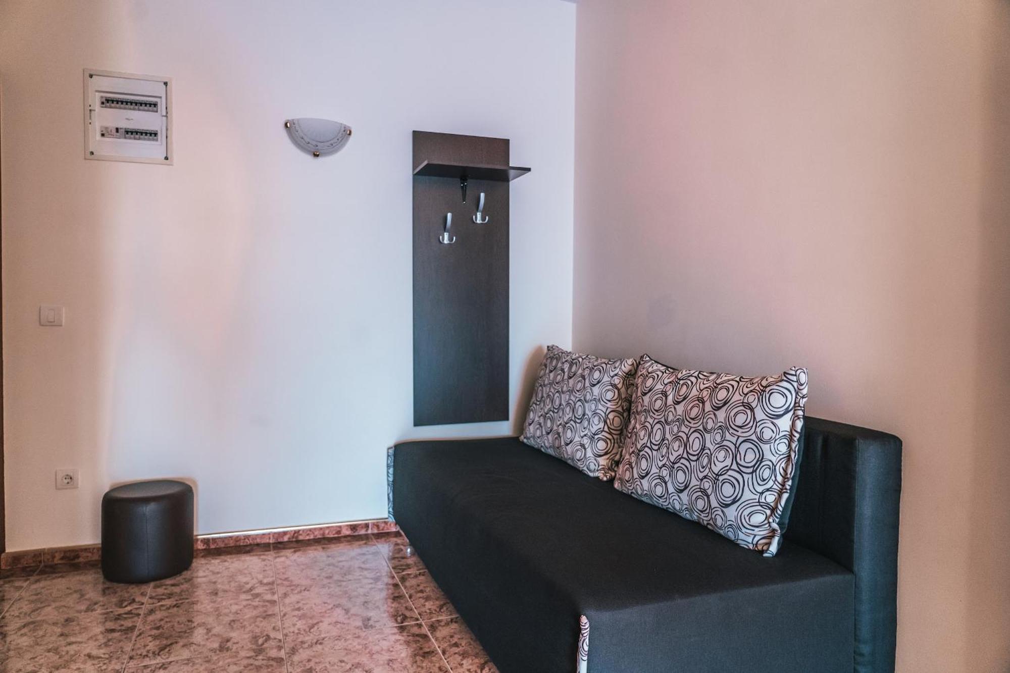 Fidel Apartments Круче Экстерьер фото